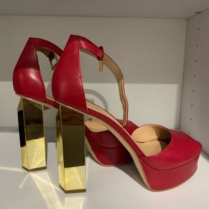 Micheal Kors heels